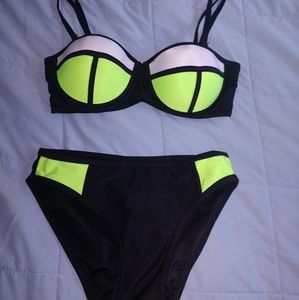 Super Cute Bikini Size S
